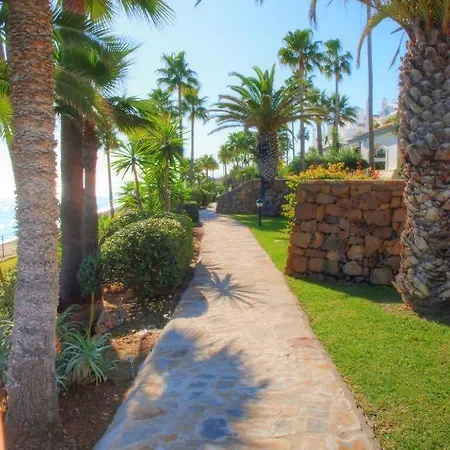 Будинок відпочинку Dominion Естепона